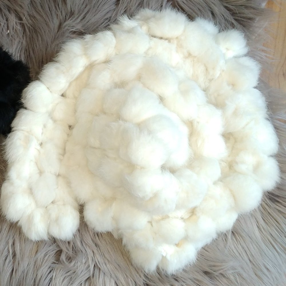 rabbit fur pom pom scarves - Picture 4 of 11